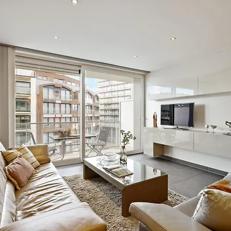 Modern Located At The Center Of Apartment Ostend