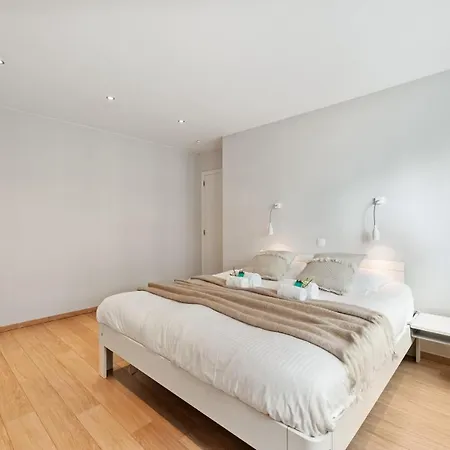 Modern Located At The Center Of * Ostend